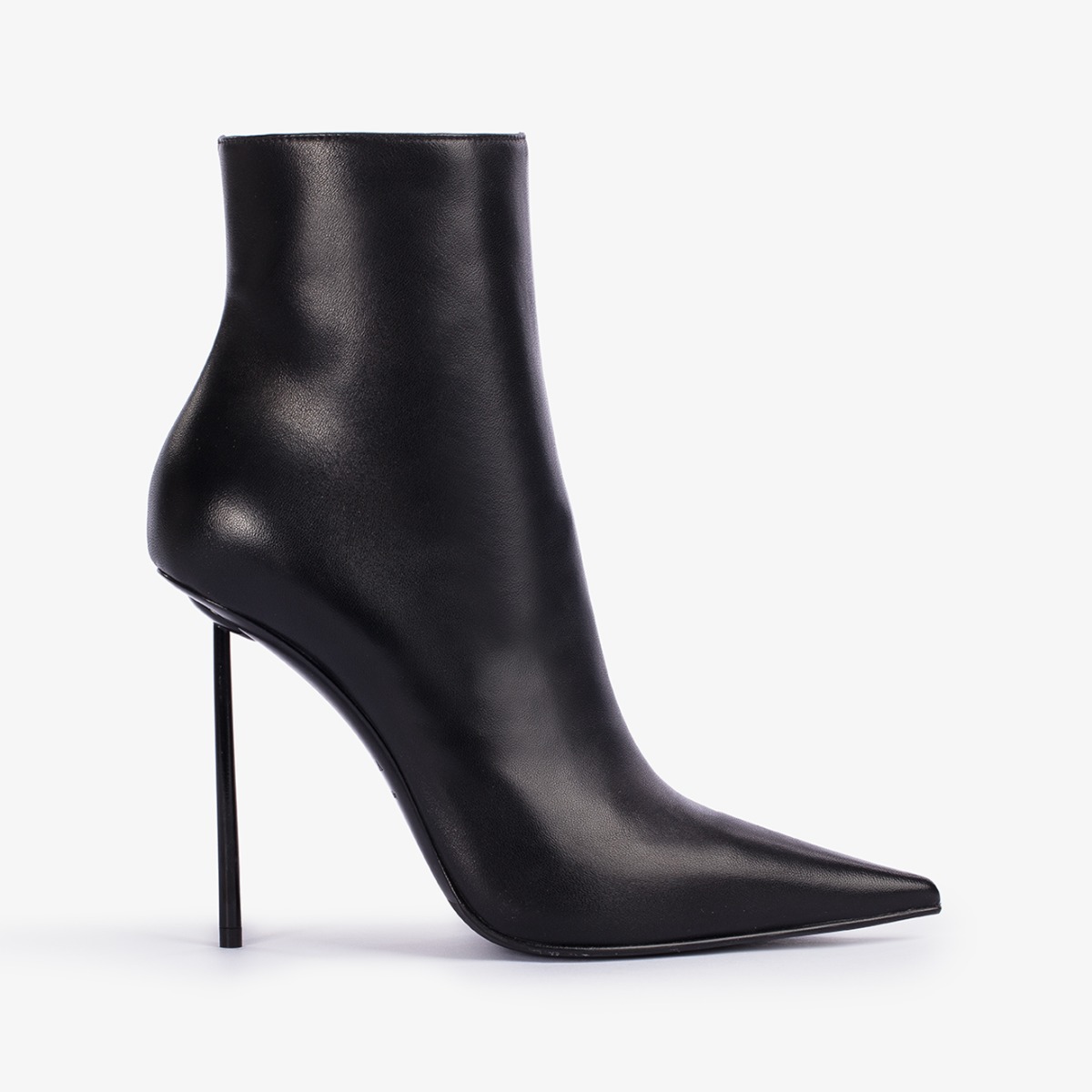 Black leather ankle boot - Le Silla