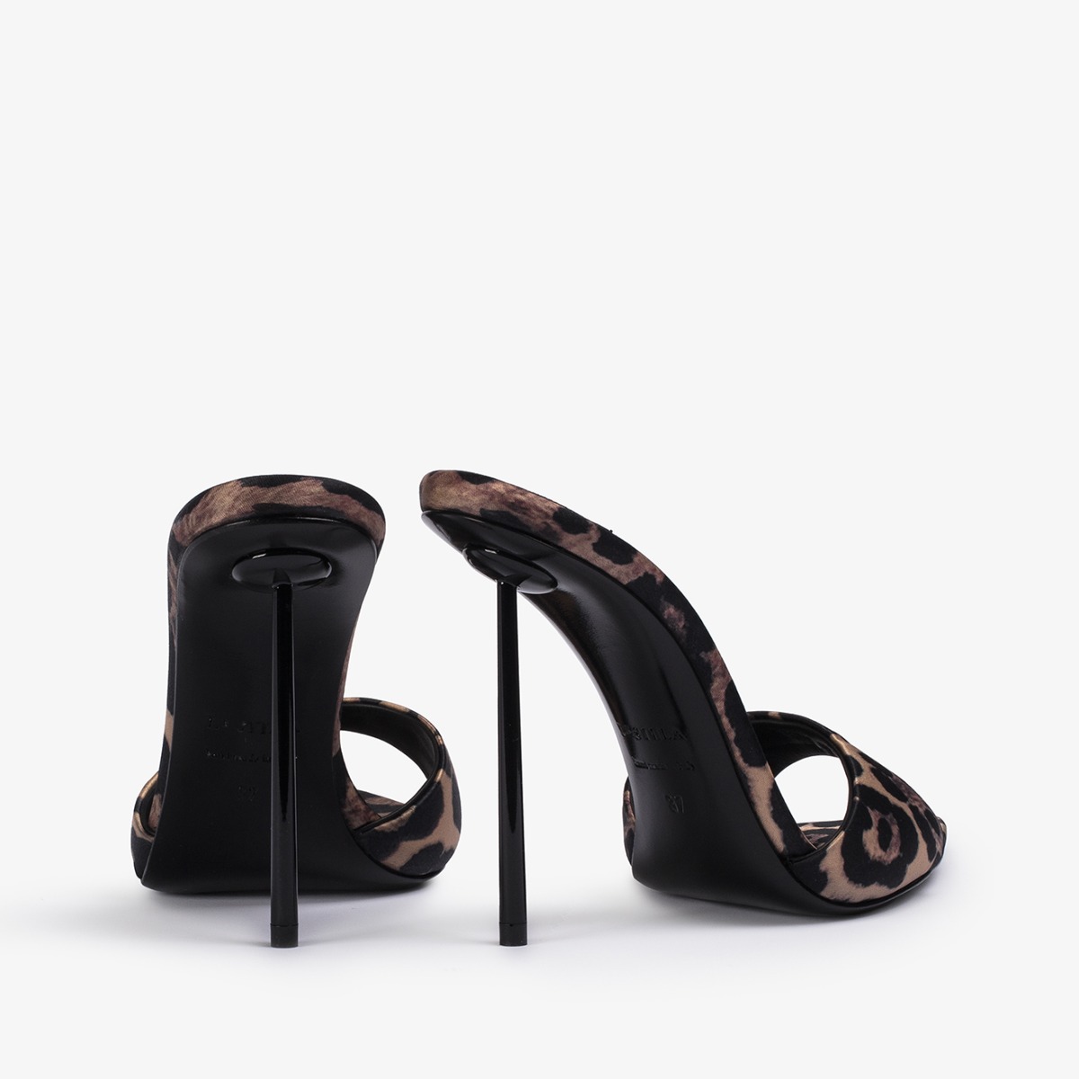 【関税込み】LE SILLA Vittoria' mules Le Silla 80mm Vittoria Mules | Black | FARFETCH