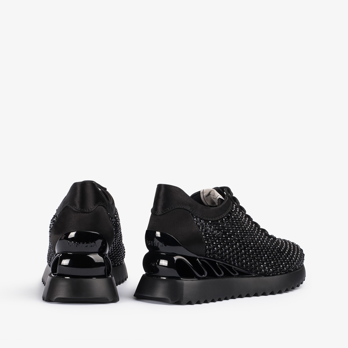 Sales Sneakers | Le Silla Official Boutique