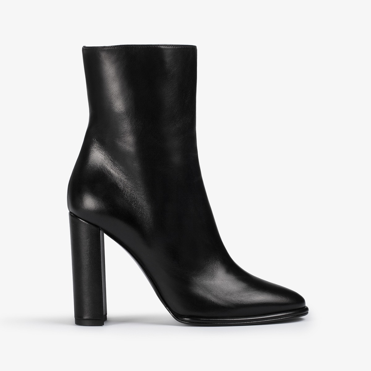 Elsa Leather Ankle Boot in Black – Timeless and Chic main image 1