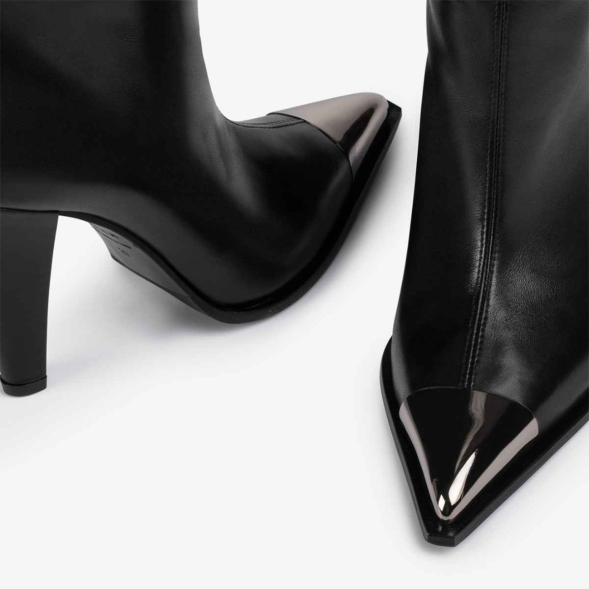 CUISSARD TEXANO TESS 110 mm - Le Silla | Official Online Store