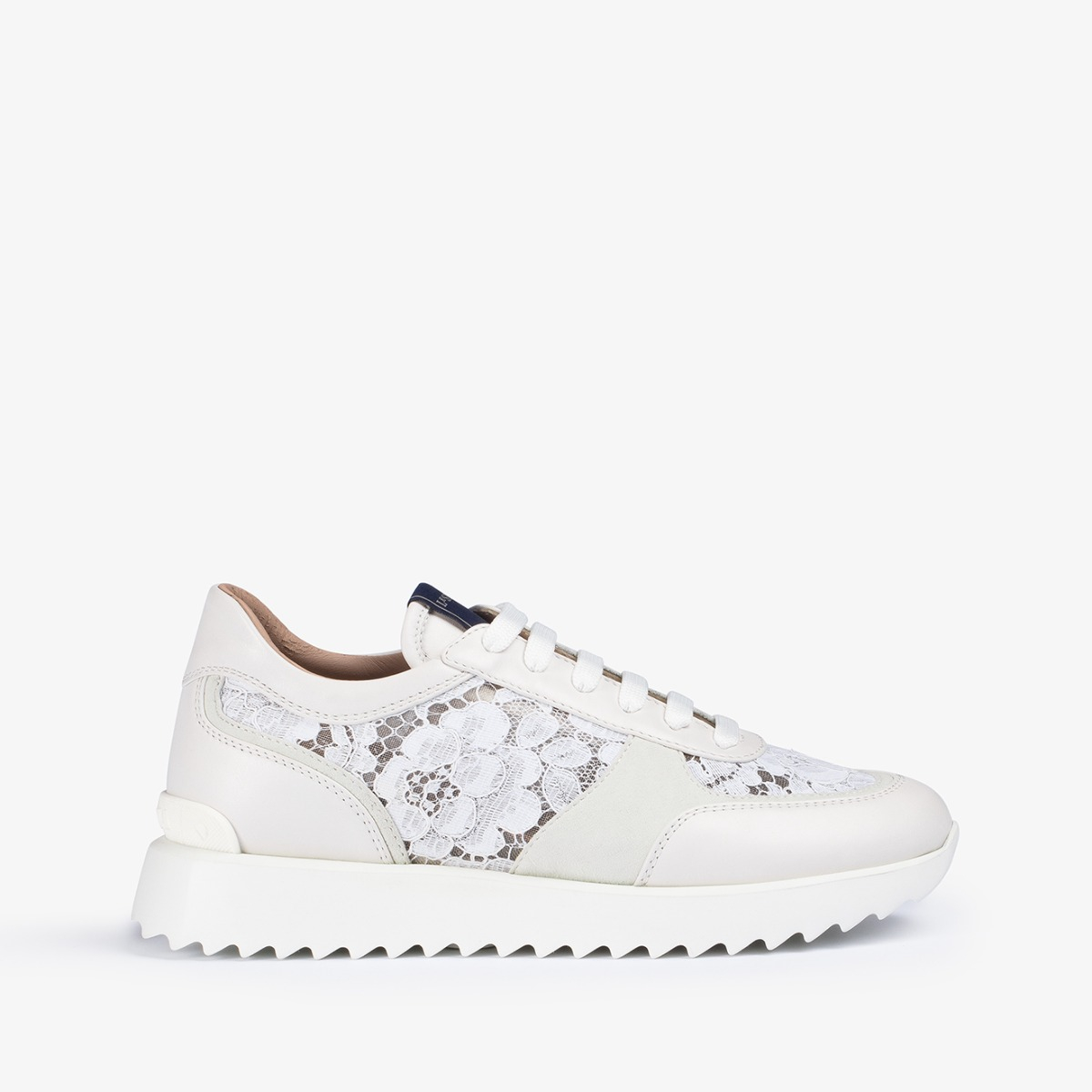 CLAIRE RUNNING - Le Silla | Official Online Store