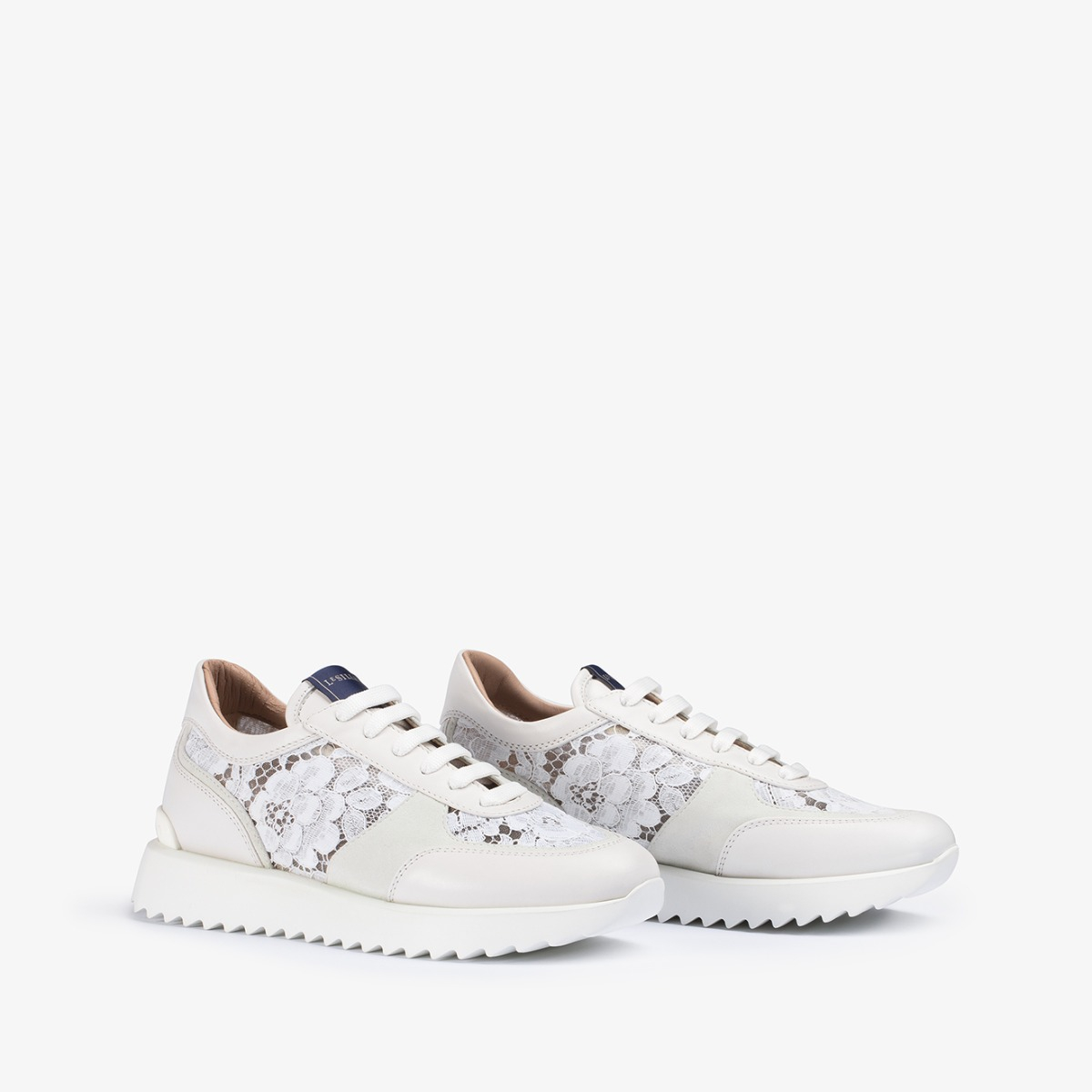CLAIRE RUNNING - Le Silla | Official Online Store
