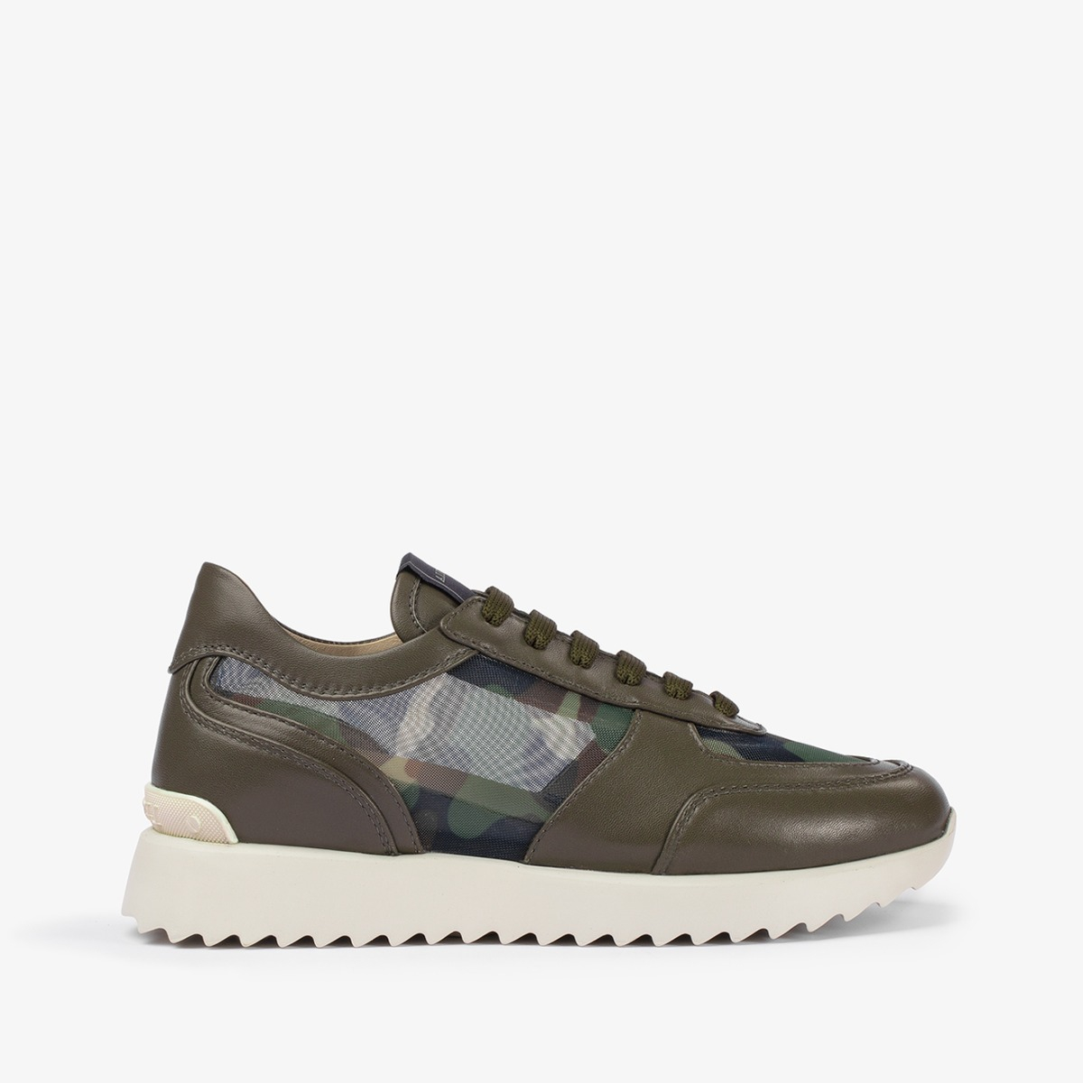 CLAIRE RUNNING - Le Silla | Official Online Store