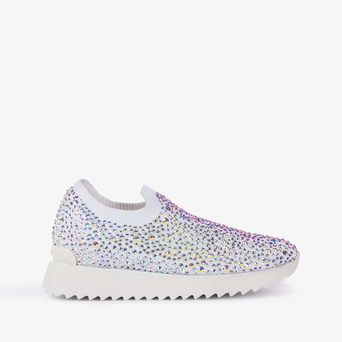 Sneakers online store best sale