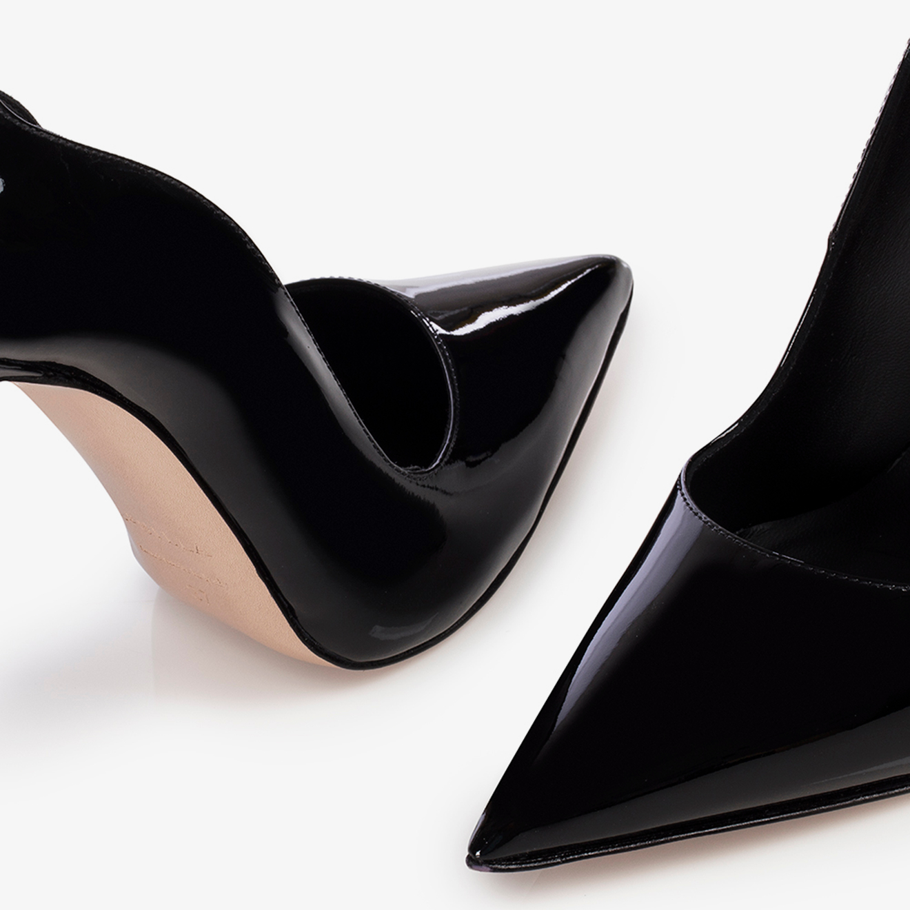 DÉCOLLETÉ IVY 120 mm NERO | Le Silla