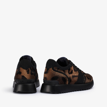RUNNING CLAIRE - Le Silla | Official Online Store