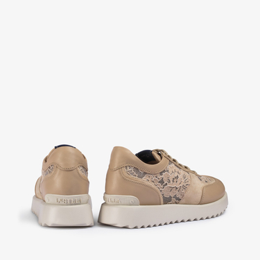 RUNNING CLAIRE TOWER | Le Silla