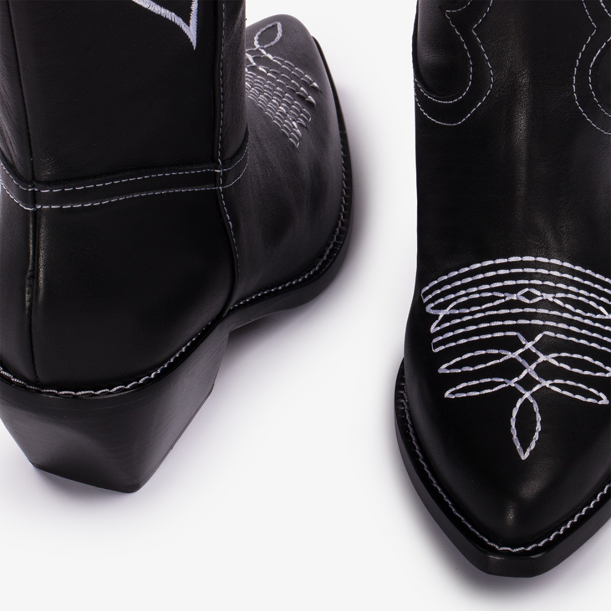CHRISTINE COWBOY BOOT 70 mm - Le Silla | Official Online Store