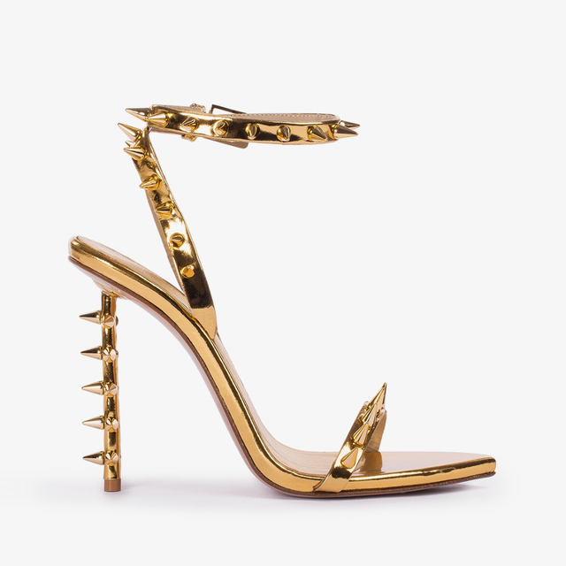 Le Silla Sandalo metallizzato oro pepita con borchie